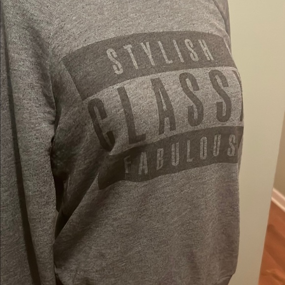 Abercrombie & Fitch Gray Graphic Sweatshirt - Picture 2 of 4